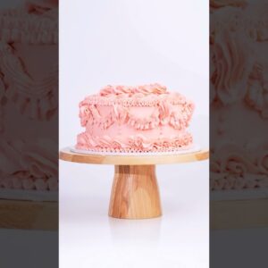 Vintage Buttercream Cake ❤️ #cakedecorating