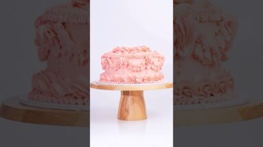 Vintage Buttercream Cake ❤️ #cakedecorating