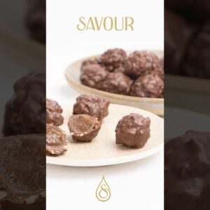 Double-Dipped Baileys & Hazelnut Truffles – Pure Chocolate Indulgence! #chocolate