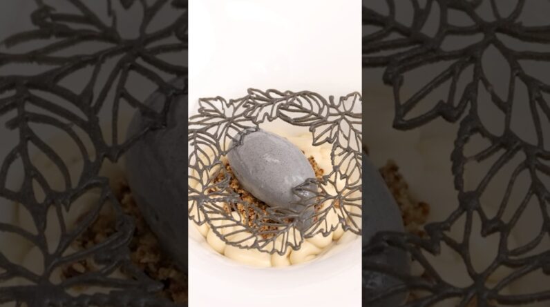 Black Tea, Burnt Vanilla & Crunchy Streusel Plated Dessert