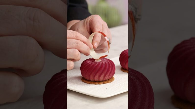 Coconut, Caramel & Passionfruit – The Ultimate Petit Gateaux!