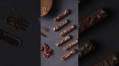 Pecan Caramel Chocolate Bars | Recipe Available! 🍫