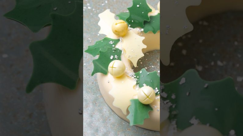 Lemon Mousse Christmas Wreath Dessert